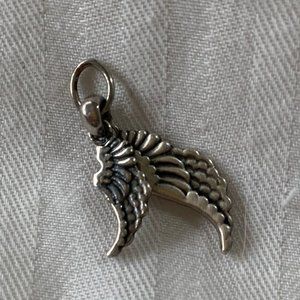 Wings Pendant and Dice Braclet